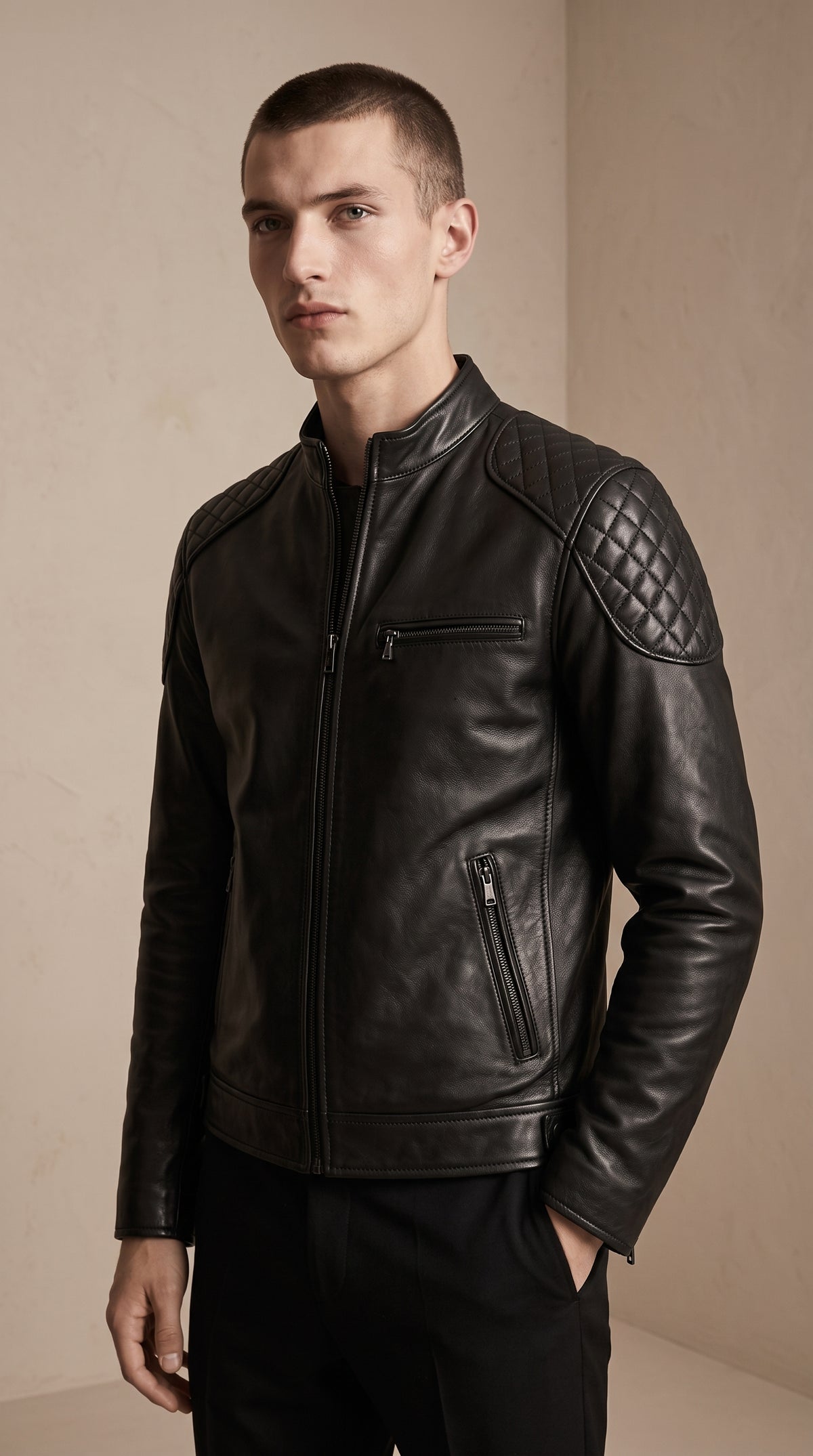 Racer Épaules Matelassées — Noir
