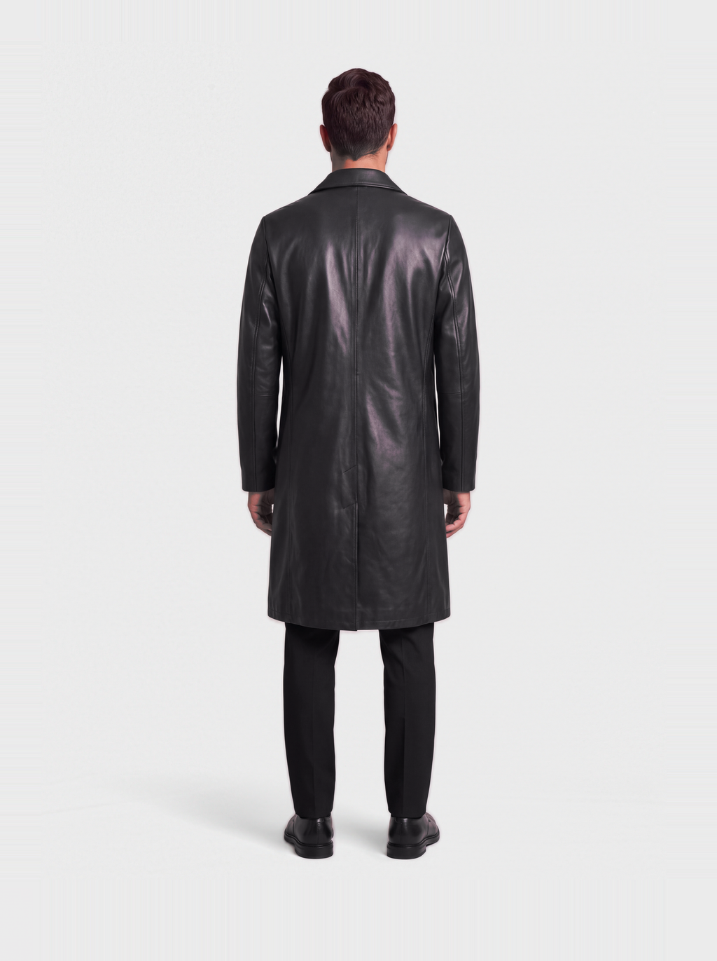 Manteau OSCAR long en cuir d'agneau noir porté, vue de dos