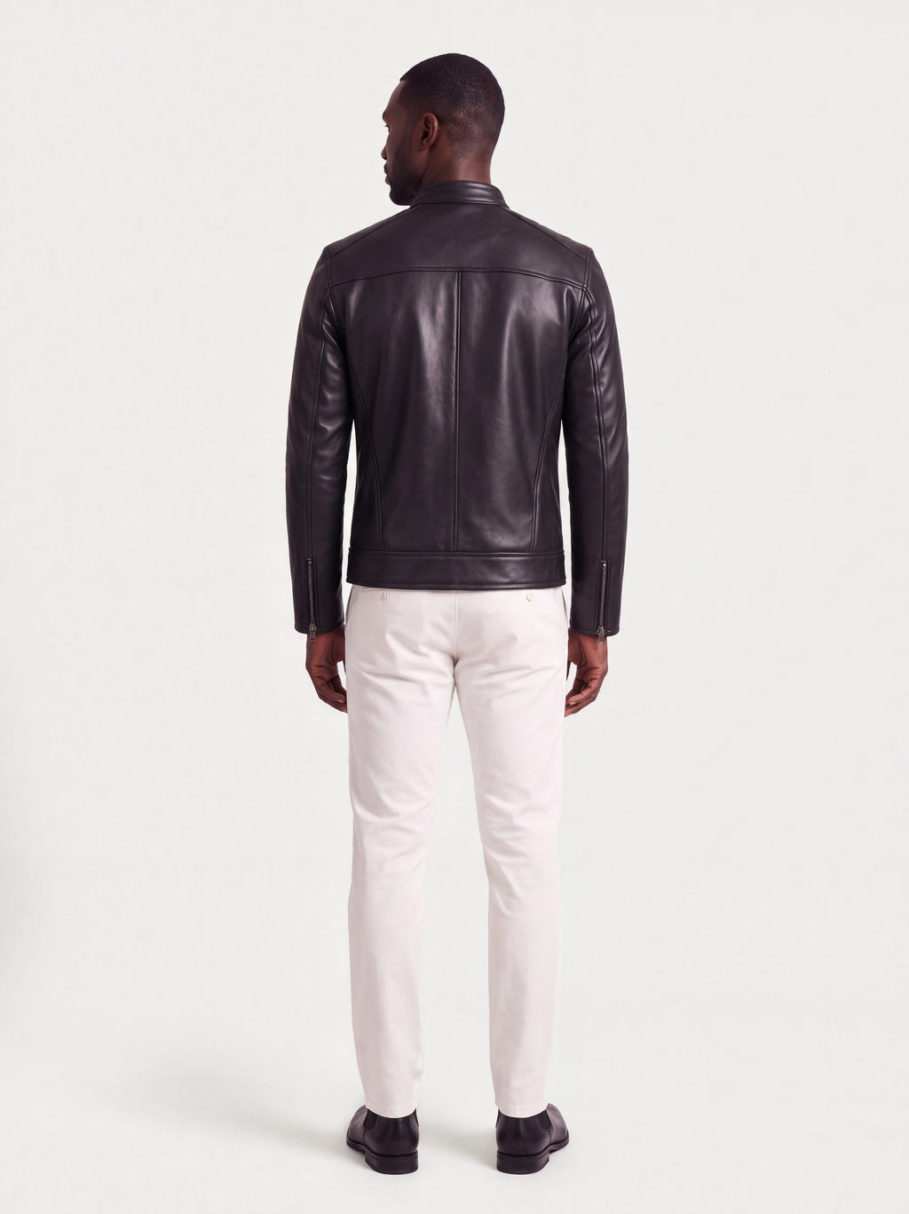 Racer Varenne en cuir d'agneau matelassé noir porté, vue de dos